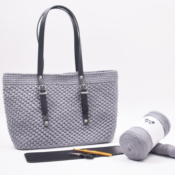 Ribbon Shopper - Ostoskassi Nahkapohjalla
5