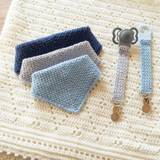 Cutie Baby Bandana - Ruokalappu
5