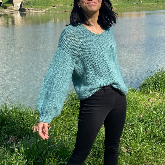 Charlotte - V-pääntie villapusero
3