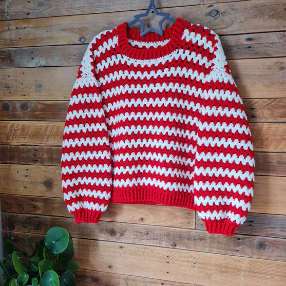 Candy Cane Stripes - Pusero
7