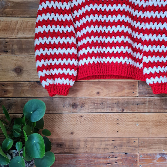 Candy Cane Stripes - Pusero
8