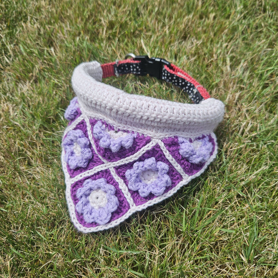 Millie’s – Koiran huivi
3