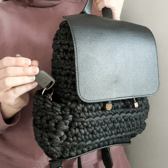 The Bungee Backpack - Reppu
6