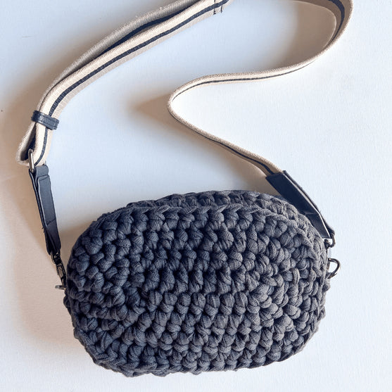The Betty Belt Bag - Crossbody-laukku
4