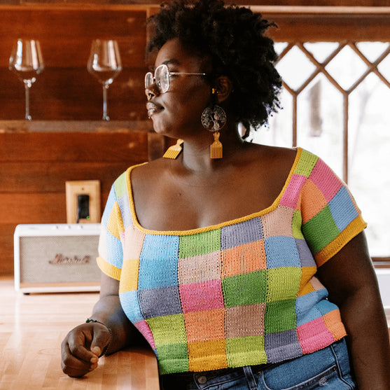 Suncatcher - Intarsia T-paita neliö pääntiellä
4