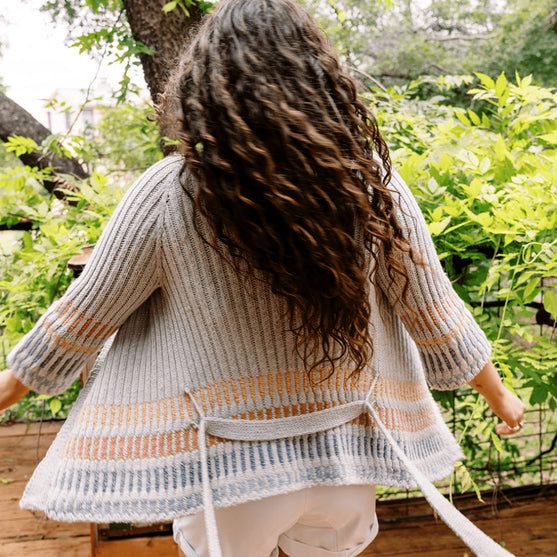 Fusing Cardigan - Avoin neuletakki solmittavalla vyöllä
6