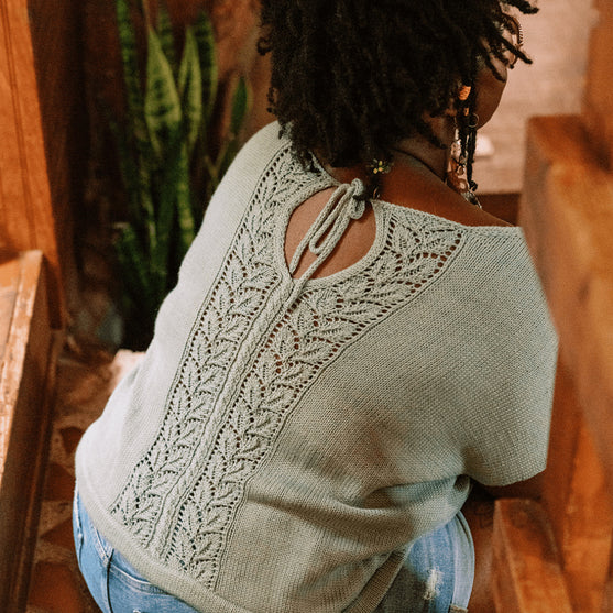 Floreale Top - Pitsineuleselkä paita
2