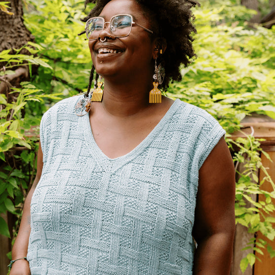 Calme Top - Hihaton korinpohja toppi
4