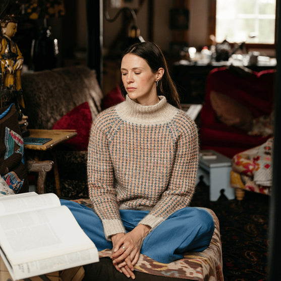 Vintage Tiles - Kohoneuleinen villapaita
2