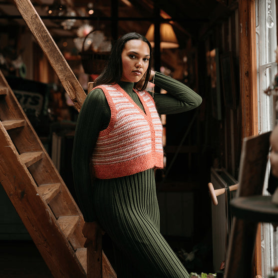 Amelia - Kirjoneuleliivi
4