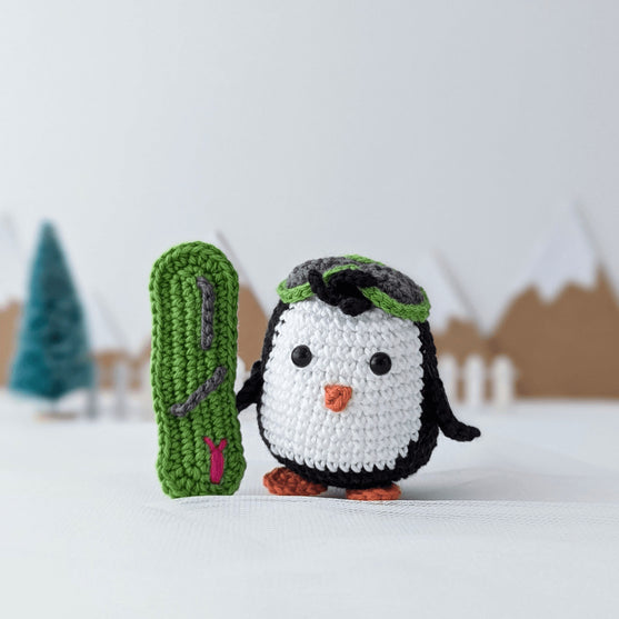 Brady - Lumilautaileva Pingviini
6