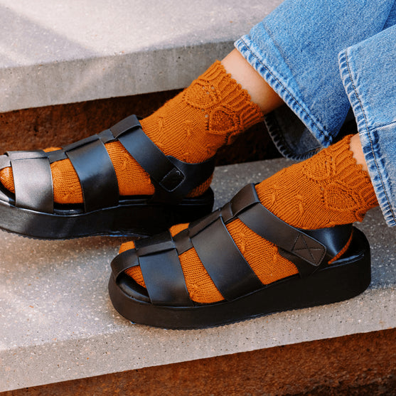 Oak Seed - Kuvioneulesukat
8