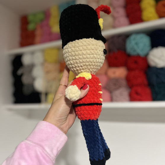 Pähkinänsärkijä
3