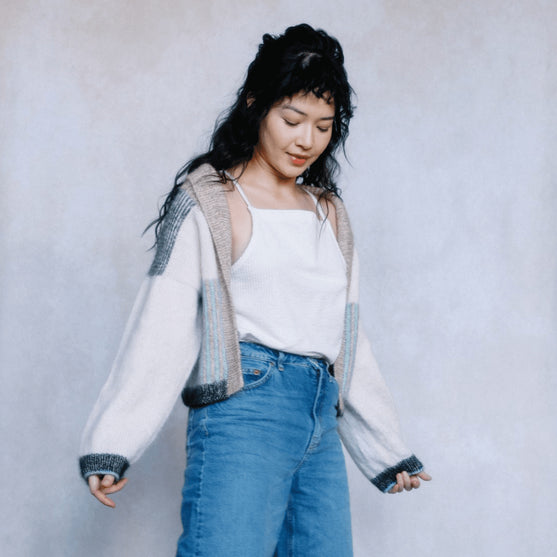 Amulet - Avonainen neuletakki
4