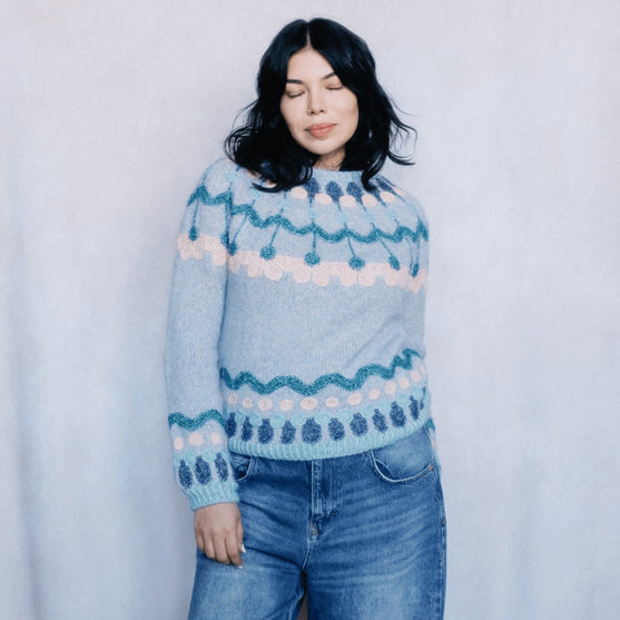 Whim - Kirjoneulepusero
6