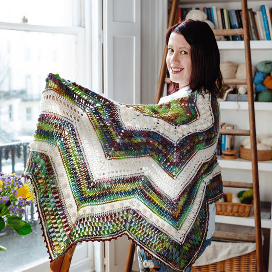 Be Your Own Star - Hartiahuivi
2