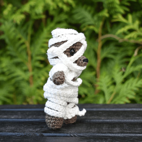 Mummy Bear - Halloween amigurumi
4