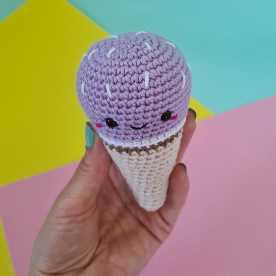 Kawaii-pehmolelu: Jäätelötötterö
3
