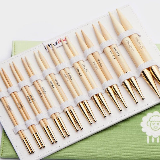 Bamboo Deluxe Vaihdettavat Pyöröpuikot - KnitPro
2