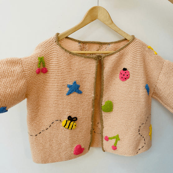 Applique Jacket – Lasten neuletakki
2