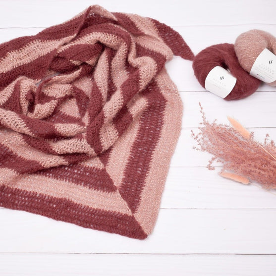 Fifty-Fifty - Hartiahuivi
6