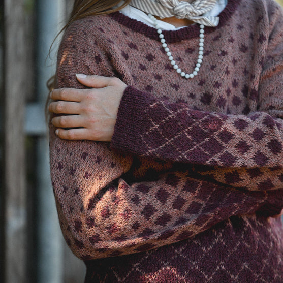 Maggie Rustic - Kuviollinen pusero
2