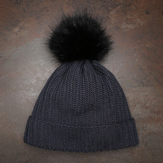 Pompom - Musta - Go Handmade
3