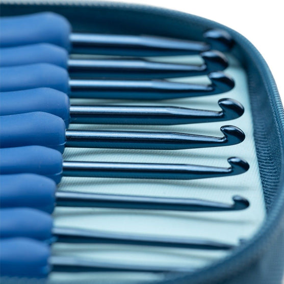 Cosmo Virkkuukoukkusetti - 9 Kokoa - Indigo - Hobbii
7