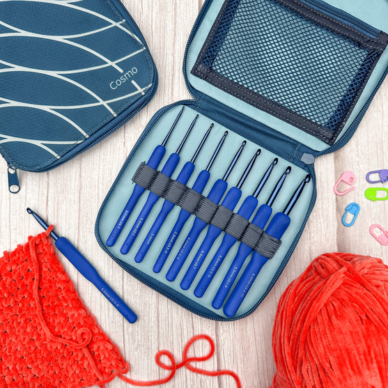 Cosmo Virkkuukoukkusetti - 9 Kokoa - Indigo - Hobbii
8