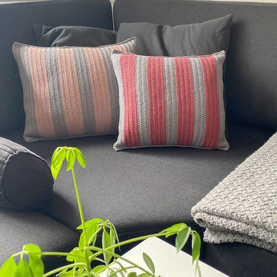 Cotton Stripes – Neliskanttinen tyyny
4