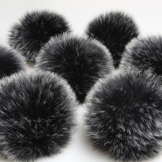 Pompon - Tummanharmaa - Go Handmade
2