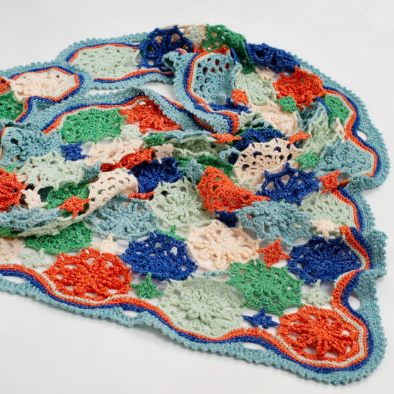 Frozen Flower - Hartiahuivi
6