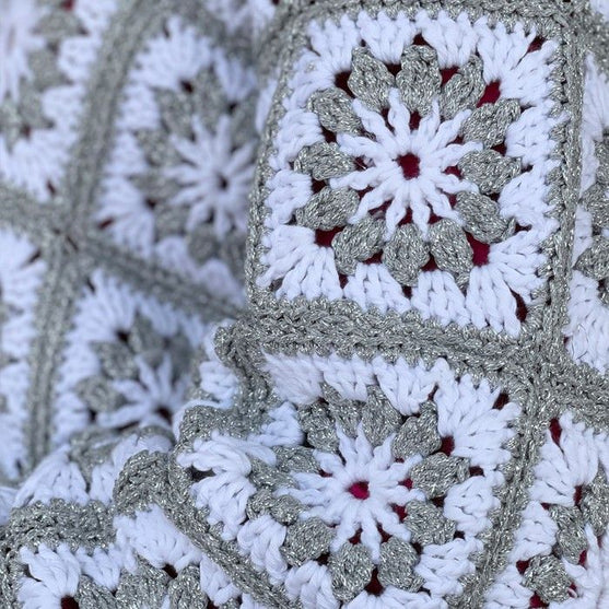 Sparkling Daisy - Neuletakki
8