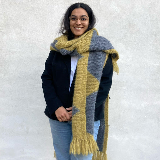 Fringy - Hartiahuivi
2