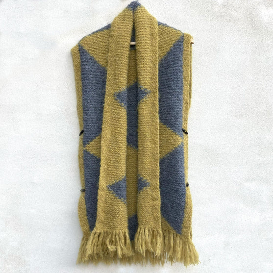 Fringy - Hartiahuivi
5