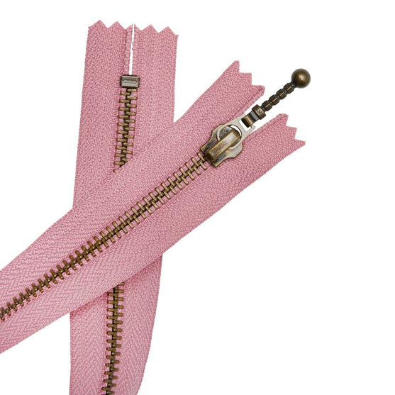 Vetoketju - Antiikkimessinki - YKK
5