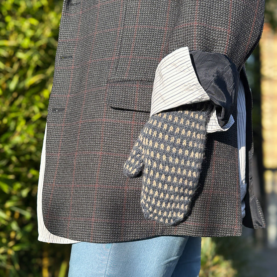 River Stone - Lapaset
8