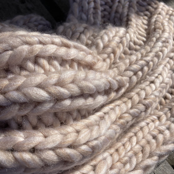 Freddie - Kaulahuivi
4