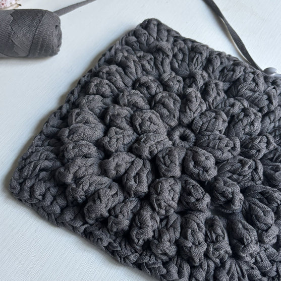 Dahlia - Olkalaukku
6