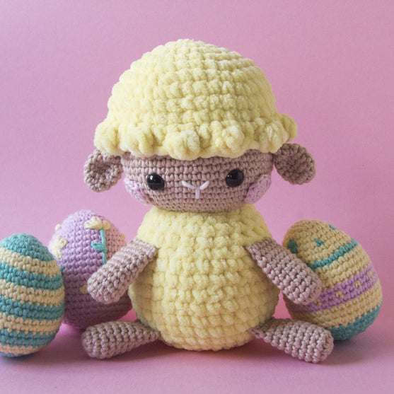 Lucy - Pääsiäislammas
5