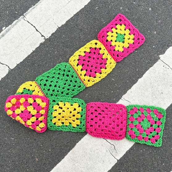 Picasso – Lasten kaulahuivi
4