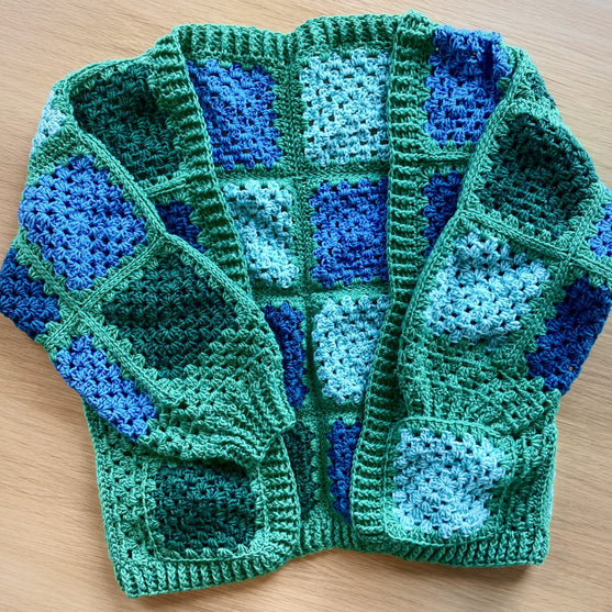 Very Granny - Neuletakki
11
