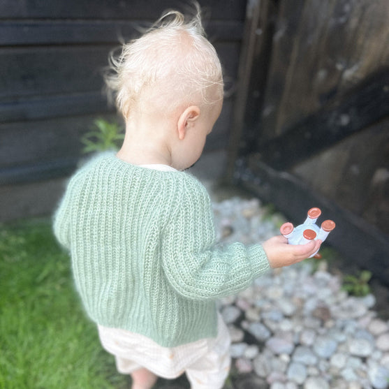 Abros – Lasten neuletakki
4