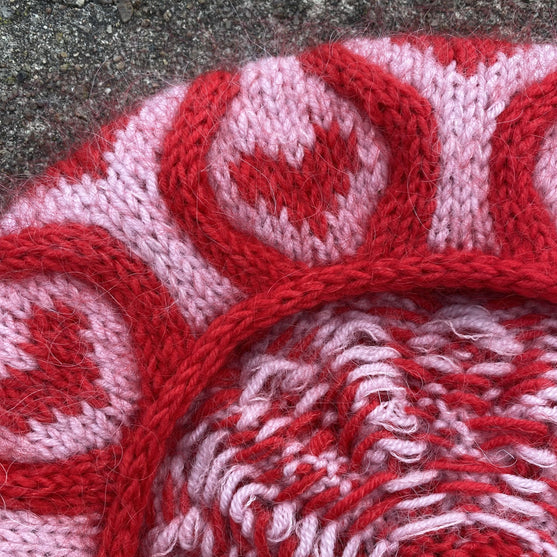 Twisted Love - Baskeri
4