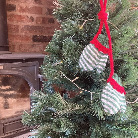 Baby Elf - Koristelapaset
5