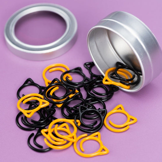 Metalliset silmukkamerkit - Halloween-Kissa - Hobbii
2