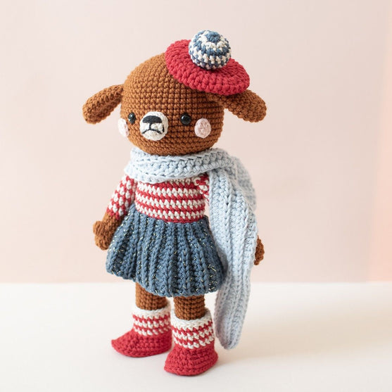 Madeleine Dog - Virkkauspaketti
4