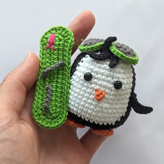 Brady - Lumilautaileva Pingviini
2