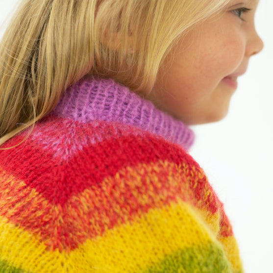 Rainbow - Lasten pusero
3