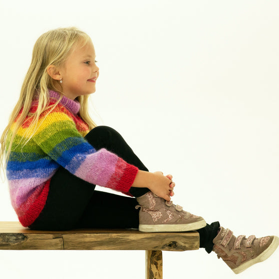 Rainbow - Lasten pusero
4
